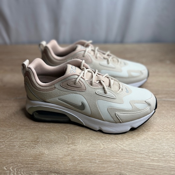 Nike Air Max 200 - Picture 3 of 7